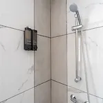 Apartamento Large - 90m2 - Quiet Maisonette For 10 - 24 I 7 Check-in