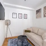 Apartamento Large - 90m2 - Quiet Maisonette For 10 - 24 I 7 Check-in *