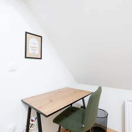Large - 90m2 - Quiet Maisonette For 10 - 24 I 7 Check-in קפנברג