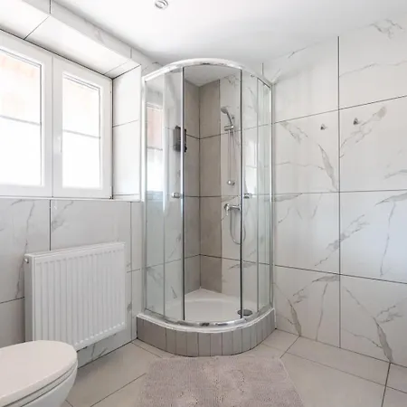 Large - 90m2 - Quiet Maisonette For 10 - 24 I 7 Check-in * Kapfenberg