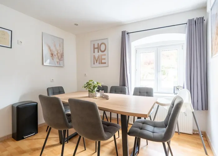 Large - 90m2 - Quiet Maisonette For 10 - 24 I 7 Check-in 아파트