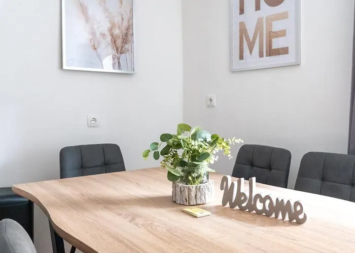 아파트 Large - 90m2 - Quiet Maisonette For 10 - 24 I 7 Check-in 카펜베르크